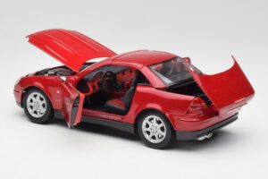 Mercedes SLK 230 R170 Rosso Maisto 1:18 56023 Pressofusione — immagine 6 di 9