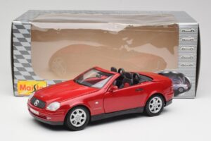 Mercedes SLK 230 R170 Rosso Maisto 1:18 56023 Pressofusione — immagine 9 di 9