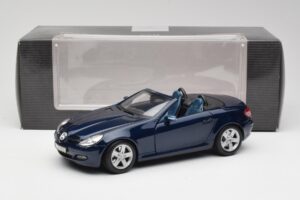 Mercedes SLK R171 Blu Maisto 1:18 B66962190 Pressofusione — immagine 8 di 8