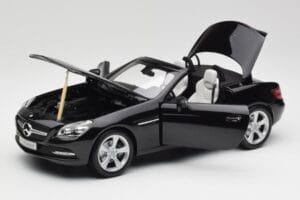 Mercedes SLK R172 Magnetite Nero Minichamps 1:18 B66960514 Pressofusione — immagine 2 di 8