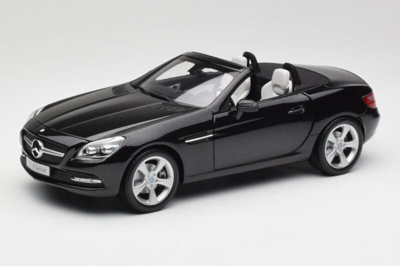 Mercedes SLK R172 Magnetite Nero Minichamps 1:18 B66960514 Pressofusione