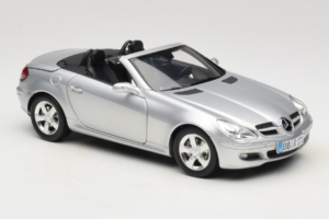 Mercedes SLK R171 Argento Minichamps 1:18 B66962318 Pressofusione — immagine 7 di 9