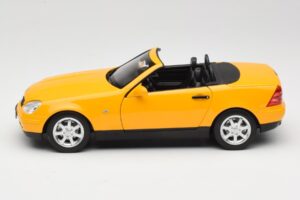Mercedes SLK200 R170 Giallo Norev 1:18 B66040713 Pressofusione — immagine 5 di 9