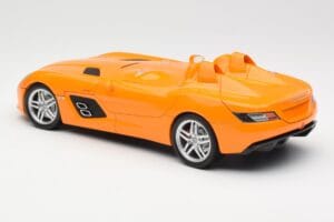 Mercedes SLR McLaren C199 Stirling Moss AMG Solarbeam Metallic Minichamps 1:18 100038400 Pressofusione — immagine 7 di 8