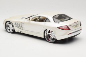 Mercedes SLR McLaren C199 Bianco Maisto 1:18 31068 Pressofusione — immagine 7 di 8
