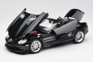 Mercedes SLR McLaren Roadster R199 Crystal Galaxit Nero Minichamps 1:18 B66961004 Pressofusione — immagine 2 di 8
