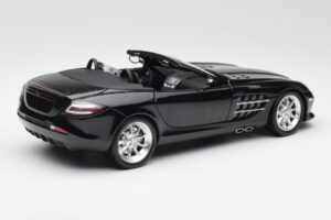 Mercedes SLR McLaren Roadster R199 Crystal Galaxit Nero Minichamps 1:18 B66961004 Pressofusione — immagine 3 di 8