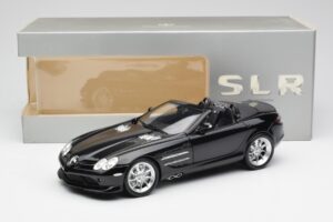 Mercedes SLR McLaren Roadster R199 Crystal Galaxit Nero Minichamps 1:18 B66961004 Pressofusione — immagine 8 di 8