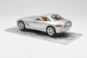 Mercedes SLR Vision Argento Edizione Limitata Con Base in Alluminio Bburago 1:18 B66962102 Pressofusione — immagine 7 di 8