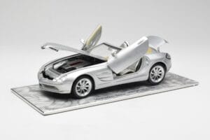 Mercedes SLR Vision Roadster Liquid Argento Maisto 1:18 B66963208 Pressofusione — immagine 2 di 8