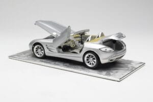 Mercedes SLR Vision Roadster Liquid Argento Maisto 1:18 B66963208 Pressofusione — immagine 5 di 8