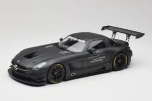 Mercedes AMG SLS C197 GT3 45 Anni di Driving Performance Minichamps 1:18 151133100 Pressofusione