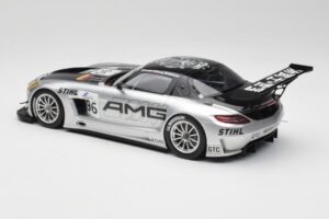 Mercedes AMG SLS C197 GT3 Team AMG China #96 M. Hakkinen / C. Cheng Zhuhai 6th 2011 Minichamps 1:18 151113196 Pressofusione — immagine 5 di 6
