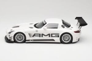 Mercedes AMG SLS C197 GT3 Street Bianco Minichamps 1:18 151123107 Pressofusione — immagine 3 di 6