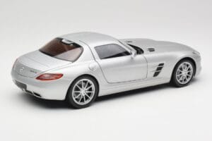 Mercedes SLS AMG C197 Iridium Argento Minichamps 1:18 100039026 Pressofusione — immagine 3 di 8