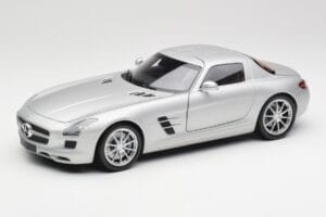 Mercedes SLS AMG C197 Iridium Argento Minichamps 1:18 100039026 Pressofusione