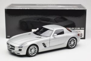 Mercedes SLS AMG C197 Iridium Argento Minichamps 1:18 100039026 Pressofusione — immagine 8 di 8