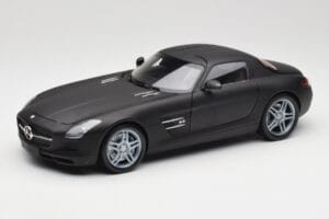 Mercedes SLS AMG C197 Matte Black Minichamps 1:18 100039027 Pressofusione