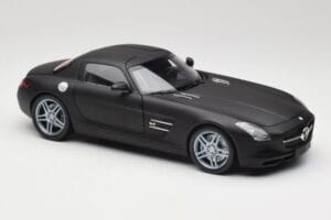 Mercedes SLS AMG C197 Matte Black Minichamps 1:18 100039027 Pressofusione — immagine 6 di 8
