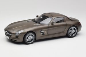 Mercedes SLS AMG C197 Monza Grigio Minichamps 1:18 B66960044 Pressofusione