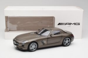 Mercedes SLS AMG C197 Monza Grigio Minichamps 1:18 B66960044 Pressofusione — immagine 8 di 8