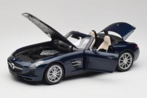 Mercedes SLS AMG R197 Roadster South Seas Blu Minichamps 1:18 100039031 Pressofusione — immagine 2 di 8