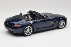 Mercedes SLS AMG R197 Roadster South Seas Blu Minichamps 1:18 100039031 Pressofusione — immagine 3 di 8