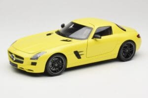Mercedes SLS AMG C197 Giallo Minichamps 1:18 100039022 Pressofusione