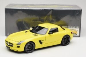 Mercedes SLS AMG C197 Giallo Minichamps 1:18 100039022 Pressofusione — immagine 8 di 8