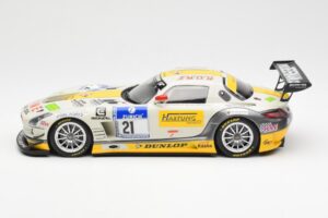 Mercedes SLS AMG GT3 #21 Rowe Racing Arnold / Roloff / Seyffarth / Jäger ADAC 24 Hours Nürburgring 2013 Minichamps 1:18 15113 — immagine 3 di 6