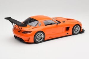 Mercedes SLS AMG GT3 C197 Street Arancione Minichamps 1:18 151113105 Pressofusione — immagine 2 di 6