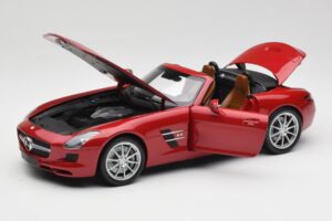 Mercedes SLS AMG R197 Roadster Le Mans Rosso Minichamps 1:18 100039030 Pressofusione — immagine 2 di 8