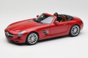 Mercedes SLS AMG R197 Roadster Le Mans Rosso Minichamps 1:18 100039030 Pressofusione
