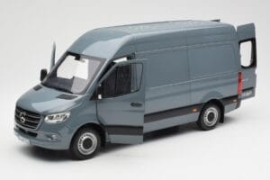 Mercedes Sprinter W907 Blu Grigio Norev 1:18 183423 Pressofusione — immagine 2 di 7