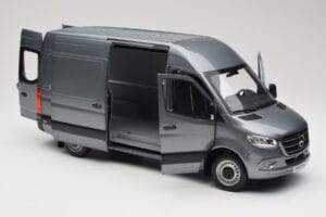 Mercedes Sprinter W907 Furgone Selenite Grey Metallic Norev 1:18 B66004163 Pressofusione — immagine 5 di 8