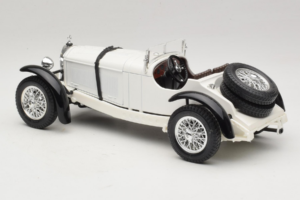 Mercedes SSK Bianco Bburago 1:18 3009-P3 Pressofusione — immagine 5 di 6