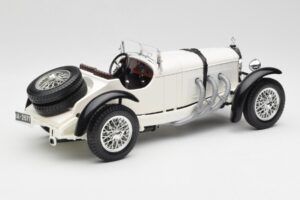 Mercedes SSKL Bianco Bburago 1:18 3002 Pressofusione — immagine 3 di 8