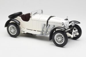 Mercedes SSKL Bianco Bburago 1:18 3002 Pressofusione — immagine 6 di 8