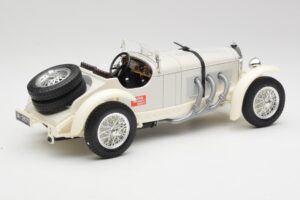 Mercedes SSKL Bianco & Crema Bburago 1:18 3002-M1 Pressofusione — immagine 2 di 6