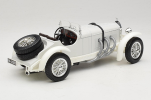 Mercedes SSKL Bianco 1931 Bburago 1:18 3002-M2 Pressofusione — immagine 2 di 6