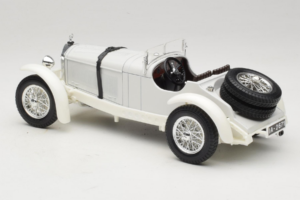 Mercedes SSKL Bianco 1931 Bburago 1:18 3002-M2 Pressofusione — immagine 5 di 6