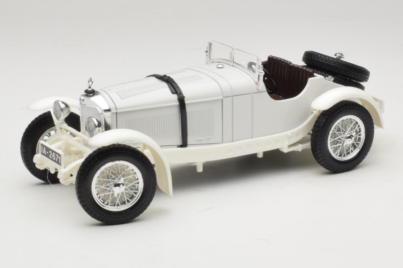 Mercedes SSKL Bianco 1931 Bburago 1:18 3002-M2 Pressofusione