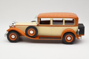 Mercedes Tipo Nurburg W08 460/460K Beige MCG 1:18 MCG18034 Pressofusione — immagine 3 di 6
