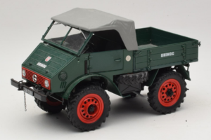 Mercedes Unimog 401 Verde Schuco 1:18 135 Pressofusione