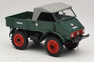 Mercedes Unimog 401 Verde Schuco 1:18 135 Pressofusione — immagine 6 di 8