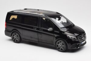 Mercedes V-Class W447 AMG Line Nero Norev 1:18 183860 Pressofusione — immagine 5 di 6