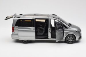 Mercedes V-Class W447 AMG Line Grigio Metallizzato Norev 1:18 183488 Pressofusione — immagine 4 di 9