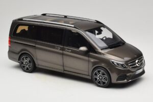 Mercedes V-Class W447 AMG Line Indium Grey Norev 1:18 183873 Pressofusione — immagine 6 di 8