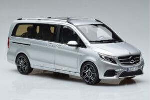 Mercedes V-Class V260 AMG Line Argento Norev 1:18 183871 Pressofusione — immagine 6 di 10