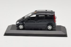 Mercedes Vaneo Blu Scuro Minichamps 1:43 400031200 Pressofusione